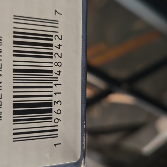 Size 9.5 Men Sketchers GoWalk 6 - Picture 7 of 12